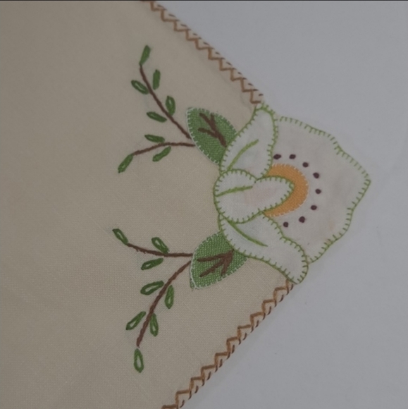 Hand Stitched Corner Floral Embroidery Tan Napkins Set Of 4 - Picture 3 of 5